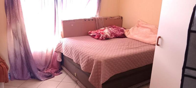 2 Bedroom Property for Sale in Greenhills Gauteng