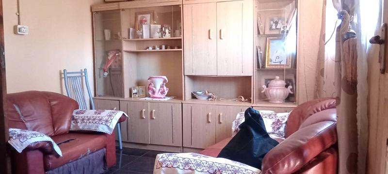 1 Bedroom Property for Sale in Meadowlands Gauteng