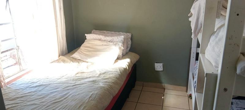2 Bedroom Property for Sale in South Hills Gauteng
