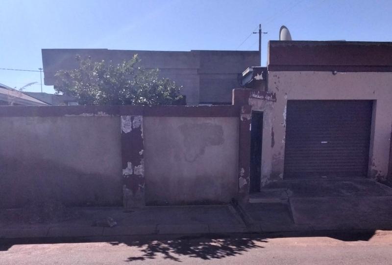 2 Bedroom Property for Sale in Thulani Gauteng