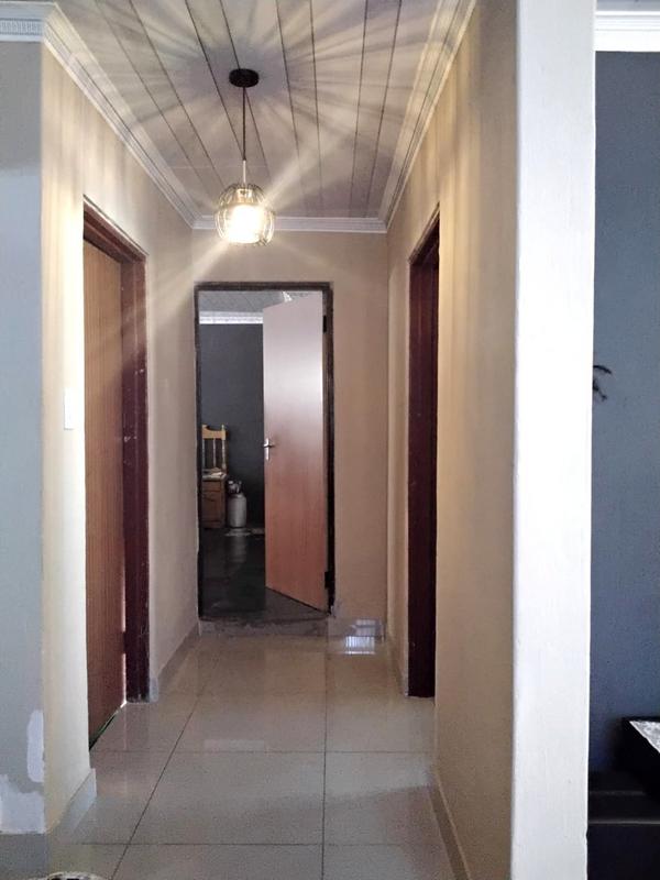 2 Bedroom Property for Sale in Thulani Gauteng