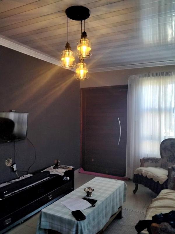 2 Bedroom Property for Sale in Thulani Gauteng