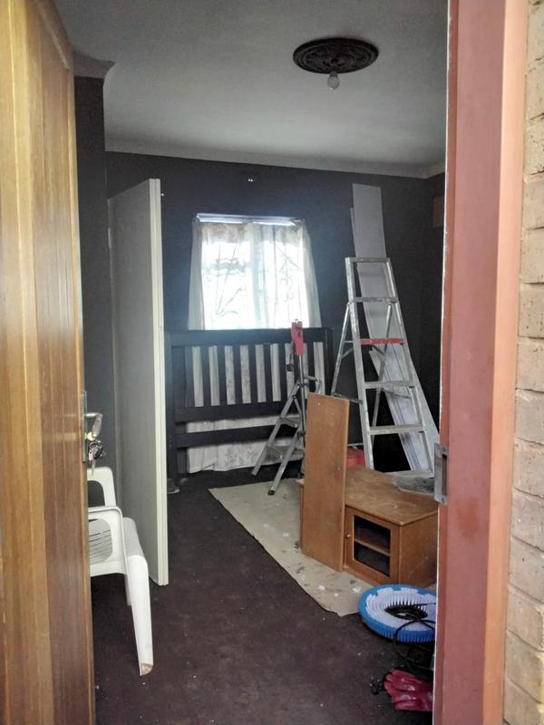 2 Bedroom Property for Sale in Thulani Gauteng