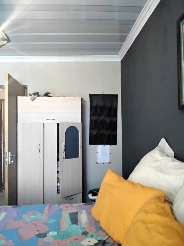 2 Bedroom Property for Sale in Thulani Gauteng