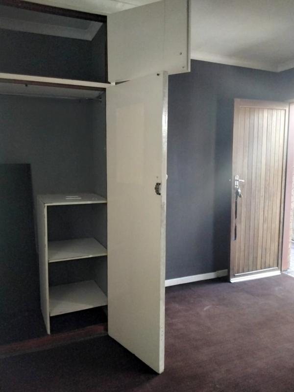 2 Bedroom Property for Sale in Thulani Gauteng