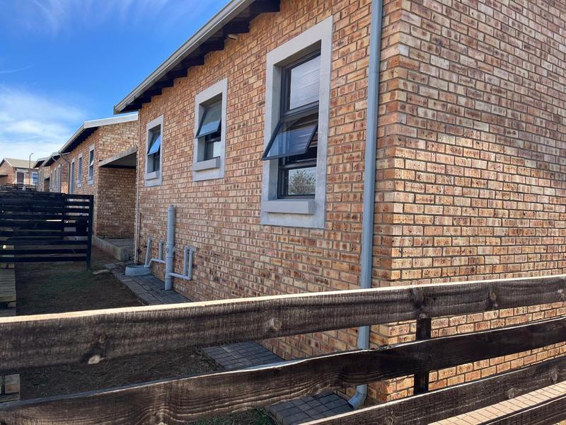 2 Bedroom Property for Sale in Groblerpark Gauteng