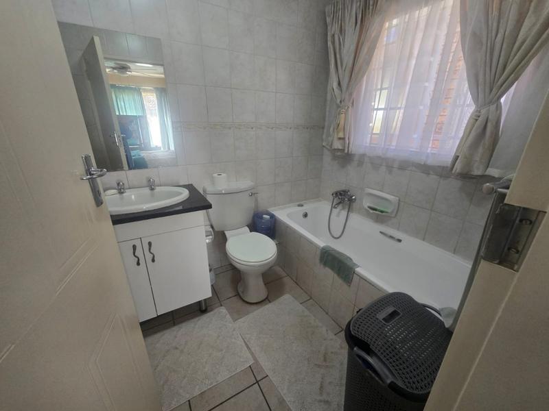 3 Bedroom Property for Sale in Annlin Gauteng