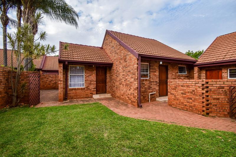 2 Bedroom Property for Sale in Sinoville Gauteng