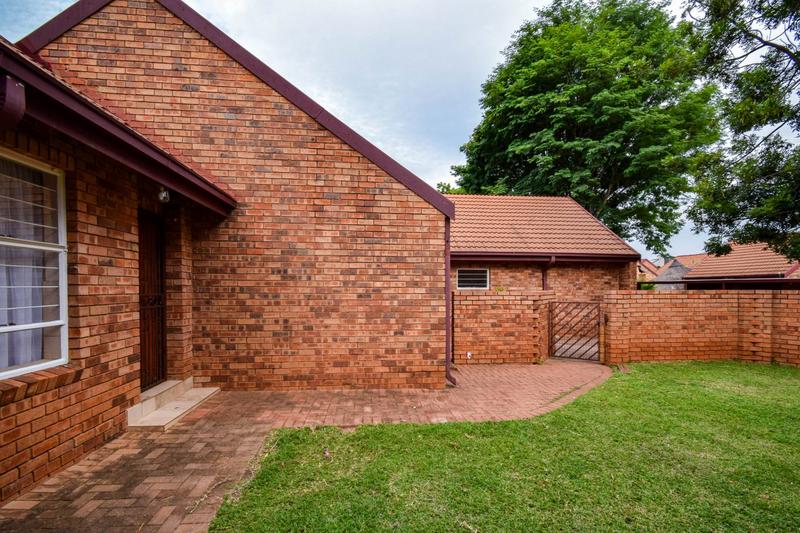 2 Bedroom Property for Sale in Sinoville Gauteng