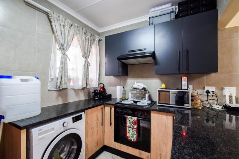 2 Bedroom Property for Sale in Sinoville Gauteng