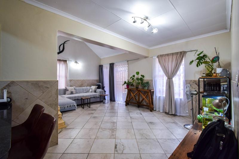 2 Bedroom Property for Sale in Sinoville Gauteng