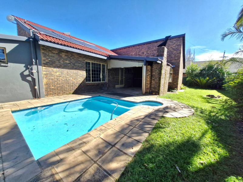 3 Bedroom Property for Sale in Sinoville Gauteng