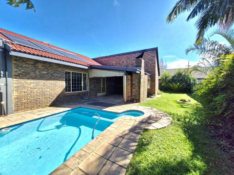 3 Bedroom Property for Sale in Sinoville Gauteng