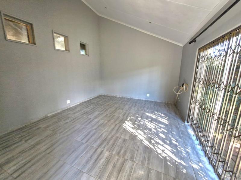 3 Bedroom Property for Sale in Sinoville Gauteng