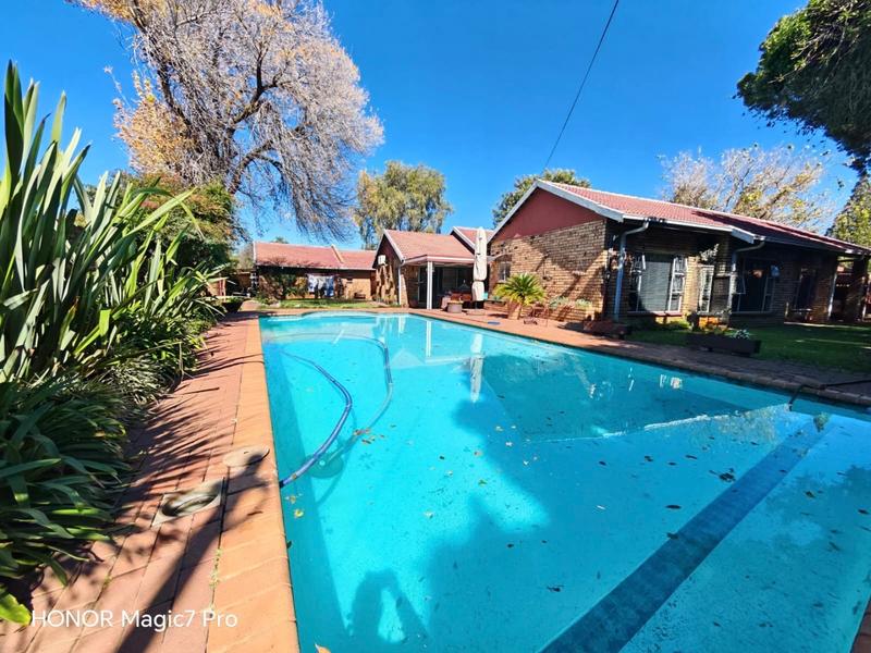 3 Bedroom Property for Sale in Vanderbijlpark Sw 2 Gauteng