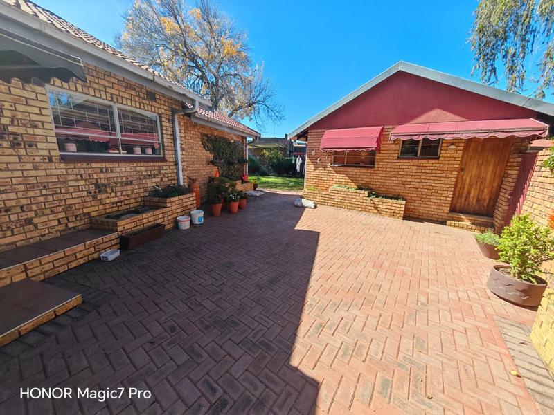 3 Bedroom Property for Sale in Vanderbijlpark Sw 2 Gauteng