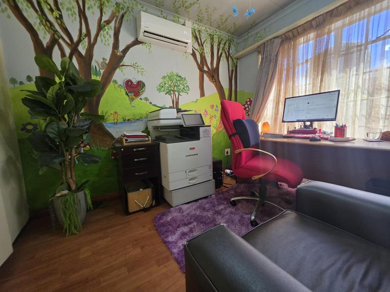 3 Bedroom Property for Sale in Brackendowns Gauteng