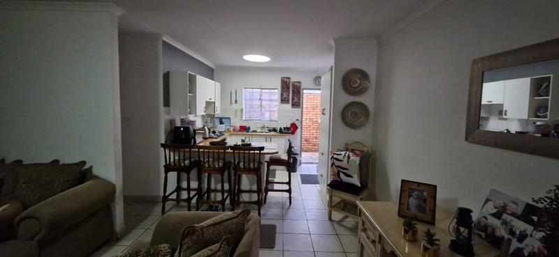 2 Bedroom Property for Sale in Sunair Park Gauteng