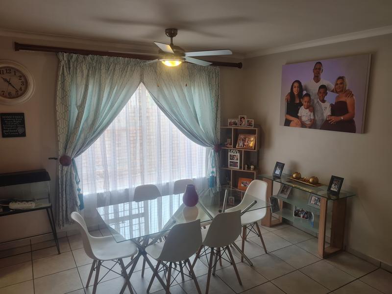 To Let 3 Bedroom Property for Rent in Ruimsig Gauteng