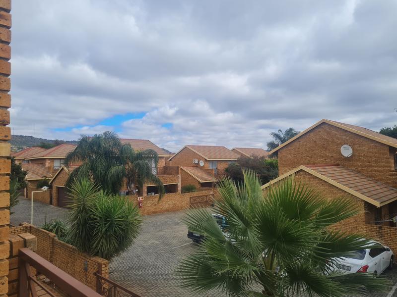 To Let 3 Bedroom Property for Rent in Ruimsig Gauteng