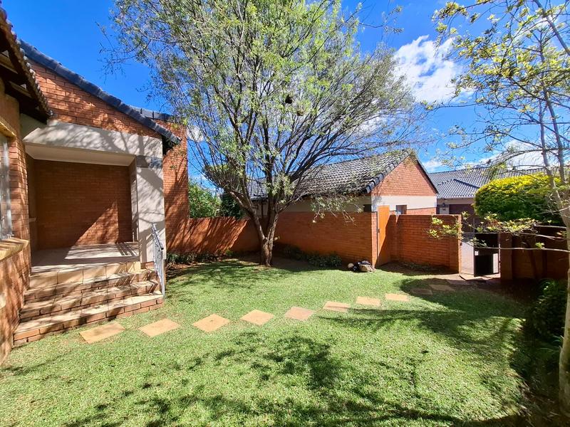 To Let 2 Bedroom Property for Rent in Mooikloof Ridge Gauteng