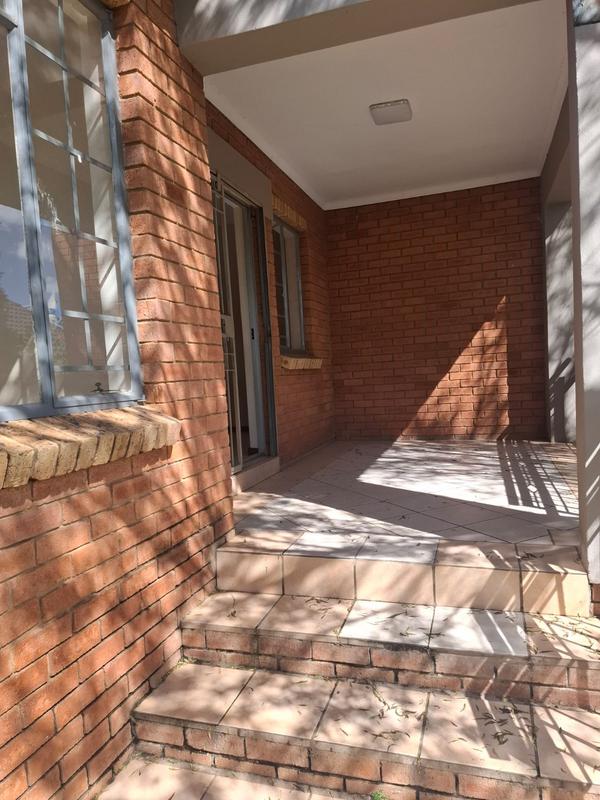 To Let 2 Bedroom Property for Rent in Mooikloof Ridge Gauteng