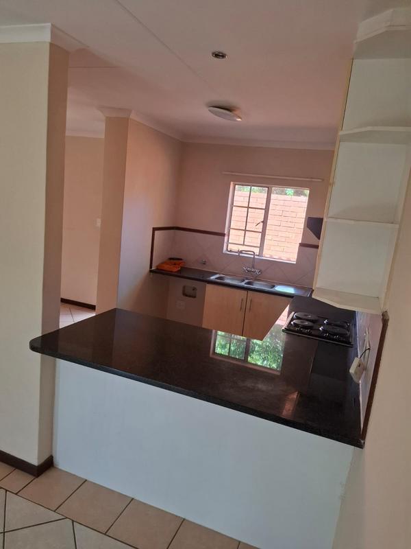 To Let 2 Bedroom Property for Rent in Mooikloof Ridge Gauteng