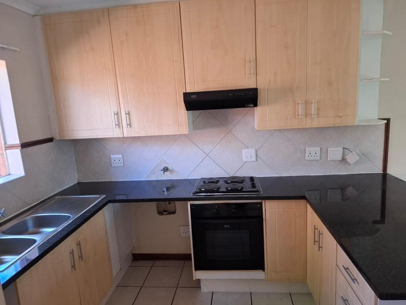 To Let 2 Bedroom Property for Rent in Mooikloof Ridge Gauteng