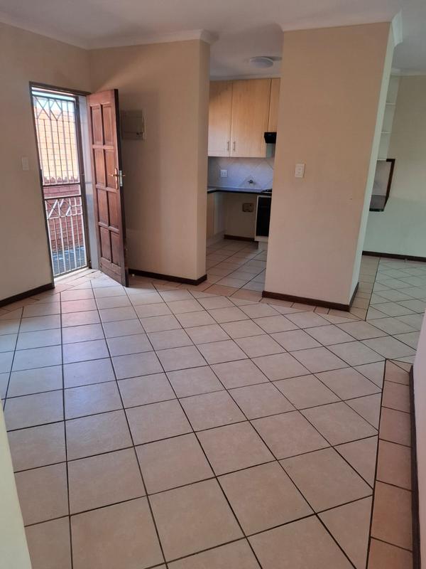 To Let 2 Bedroom Property for Rent in Mooikloof Ridge Gauteng