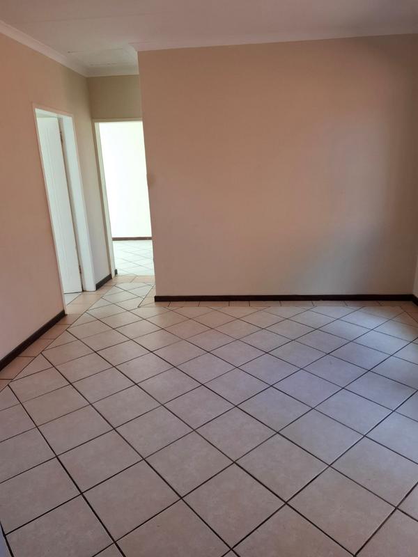 To Let 2 Bedroom Property for Rent in Mooikloof Ridge Gauteng