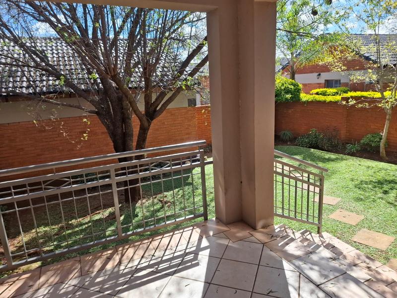 To Let 2 Bedroom Property for Rent in Mooikloof Ridge Gauteng