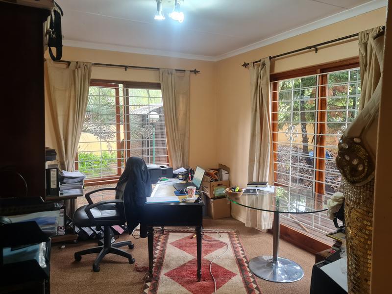 4 Bedroom Property for Sale in Westdene Gauteng
