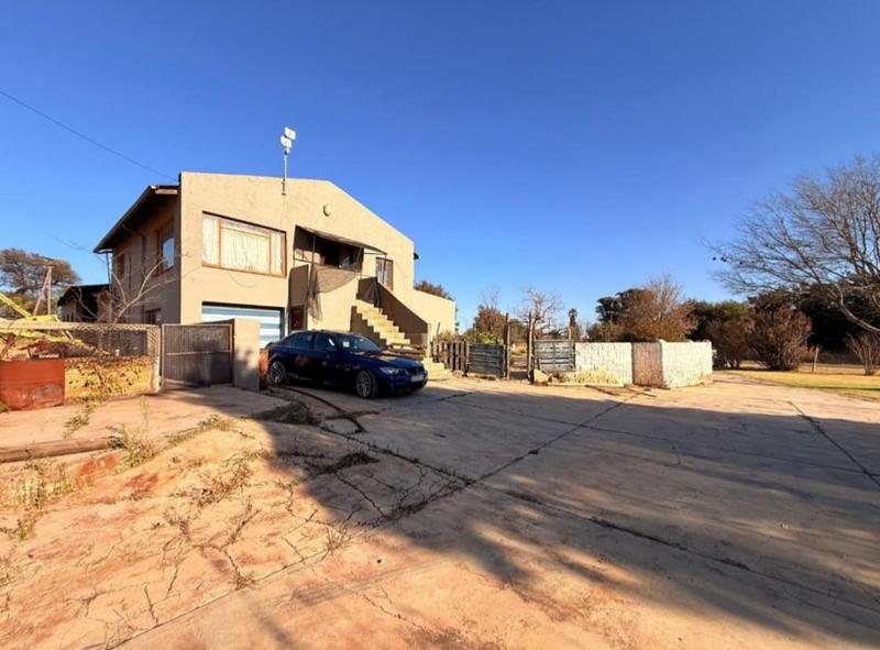 4 Bedroom Property for Sale in Westonaria Gauteng