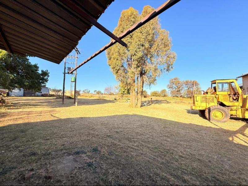4 Bedroom Property for Sale in Westonaria Gauteng