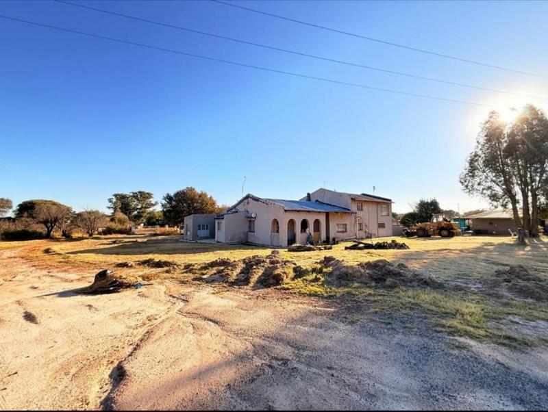 4 Bedroom Property for Sale in Westonaria Gauteng