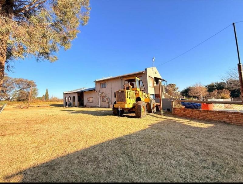 4 Bedroom Property for Sale in Westonaria Gauteng