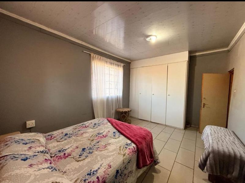 4 Bedroom Property for Sale in Westonaria Gauteng