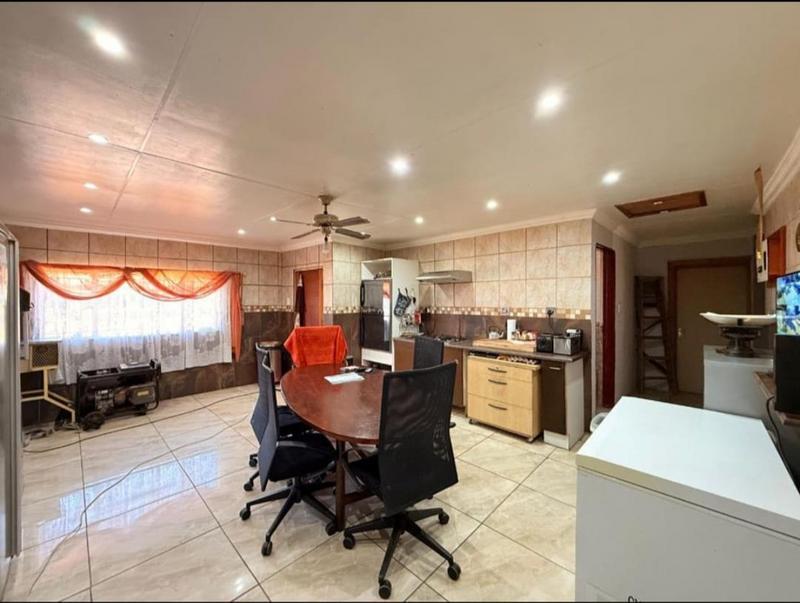 4 Bedroom Property for Sale in Westonaria Gauteng