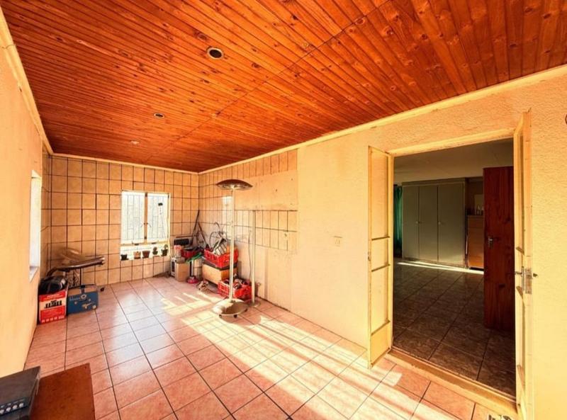 4 Bedroom Property for Sale in Westonaria Gauteng