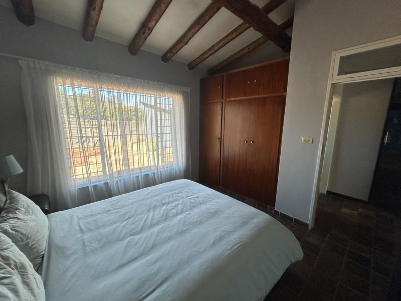 5 Bedroom Property for Sale in Doringkloof Gauteng