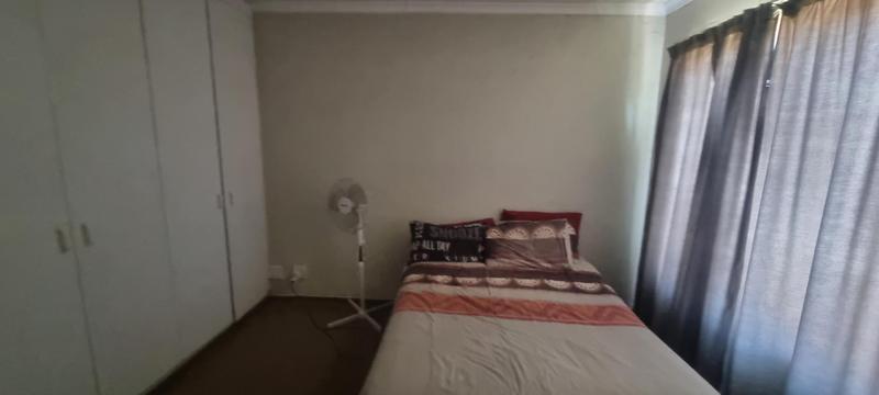 2 Bedroom Property for Sale in Amberfield Gauteng