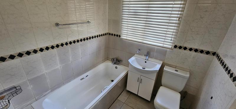 3 Bedroom Property for Sale in Atteridgeville Gauteng