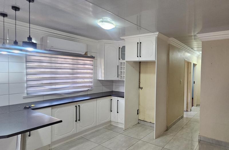 3 Bedroom Property for Sale in Atteridgeville Gauteng