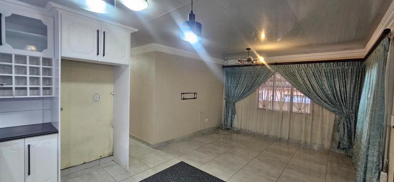 3 Bedroom Property for Sale in Atteridgeville Gauteng