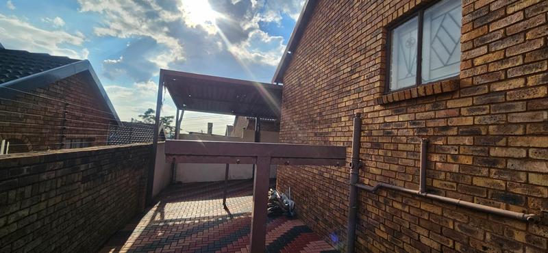 3 Bedroom Property for Sale in Atteridgeville Gauteng