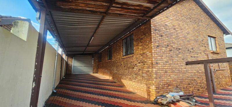 3 Bedroom Property for Sale in Atteridgeville Gauteng