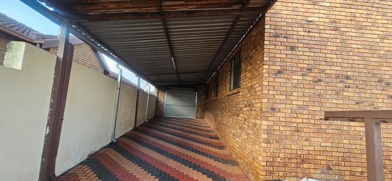 3 Bedroom Property for Sale in Atteridgeville Gauteng