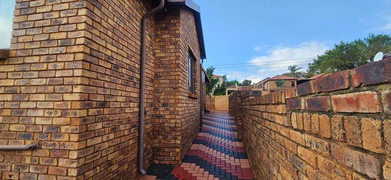 3 Bedroom Property for Sale in Atteridgeville Gauteng