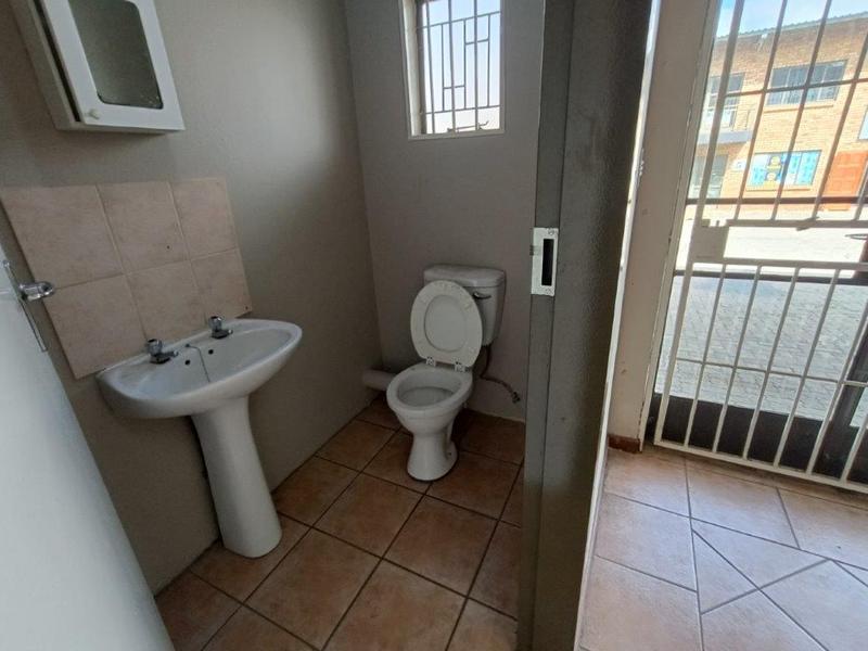 To Let Commercial Property for Rent in Stormill Gauteng