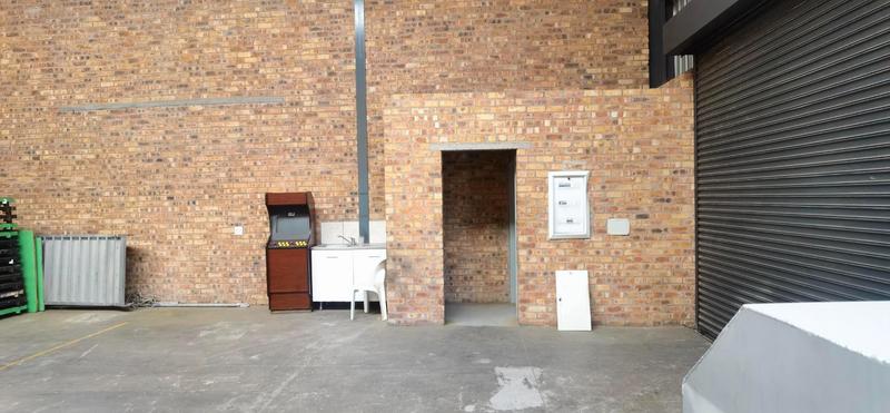 To Let Commercial Property for Rent in N4 Gateway Industrial Park Gauteng